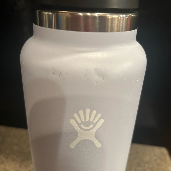 Hydroflask - Picture 2 of 4